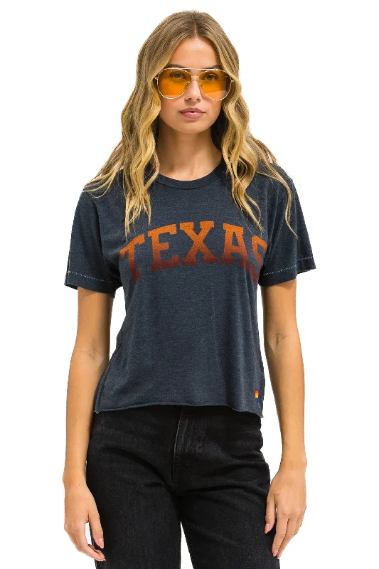 UNIVERSITY OF TEXAS BOLT BOYFRIEND TEE - CHARCOAL