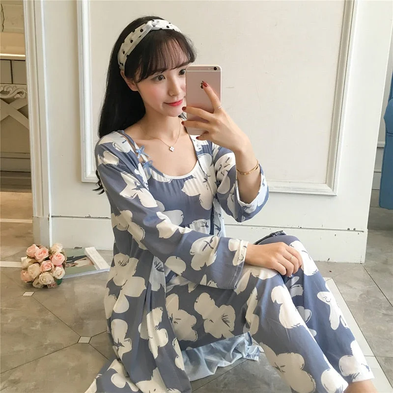 The Long Floral Cute 3 Piece Pajama Set