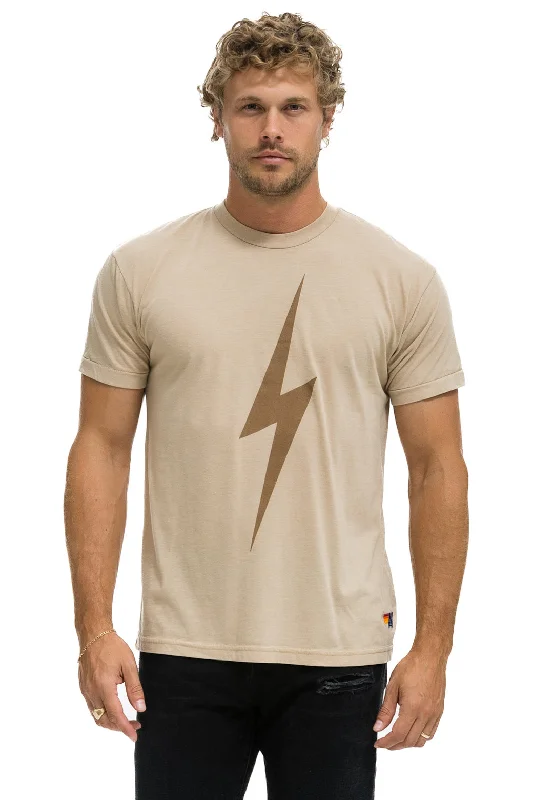 BOLT TEE - SAND // MOCHA