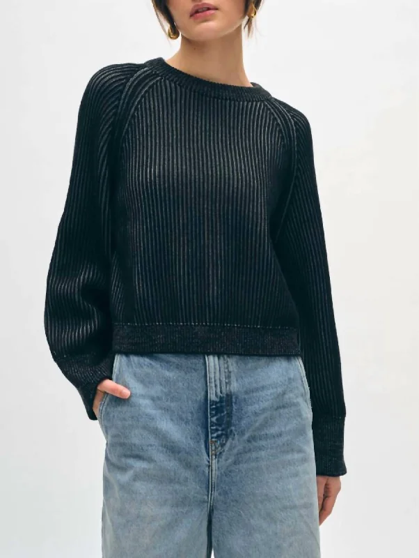 Organic Cotton Plaited Crewneck In Black