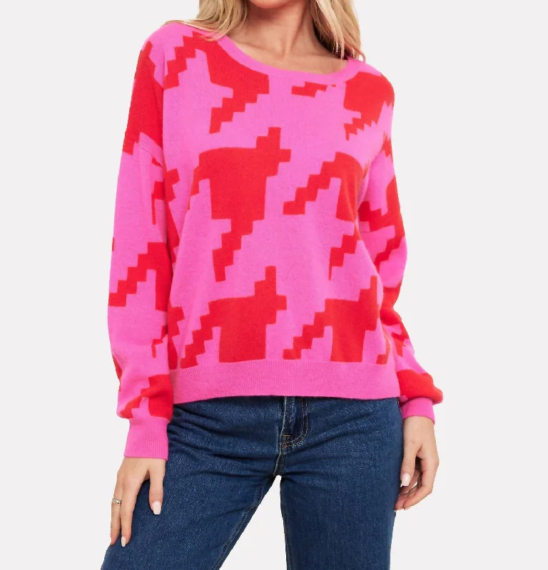 Hayley Houndstooth Crew In Diva Pink