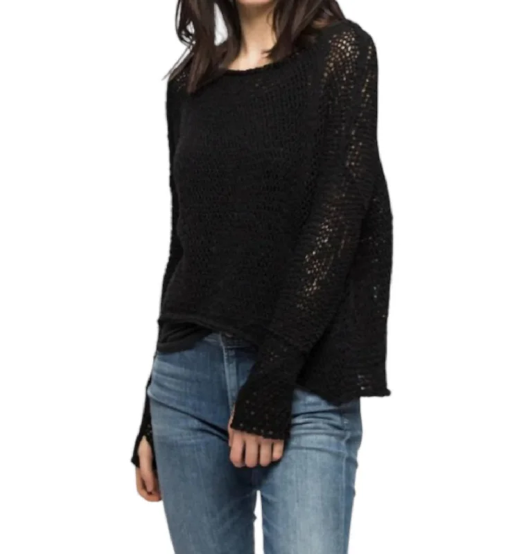 Maui Cropped Crew Neck Sweater In Black