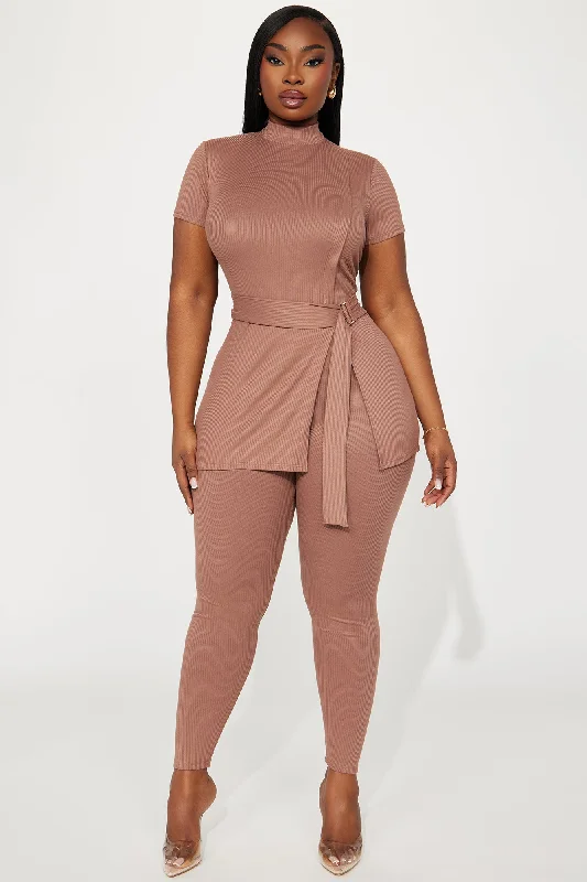 Stay Calling Me Short Sleeve Legging Set - Mocha