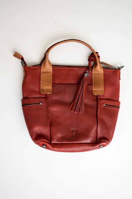 Adrian Klis 1915 Purse, Red/Tan, Leather