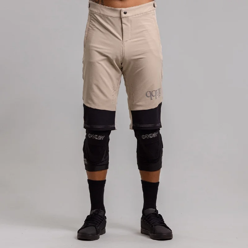 Traverse Ride Short - Men's