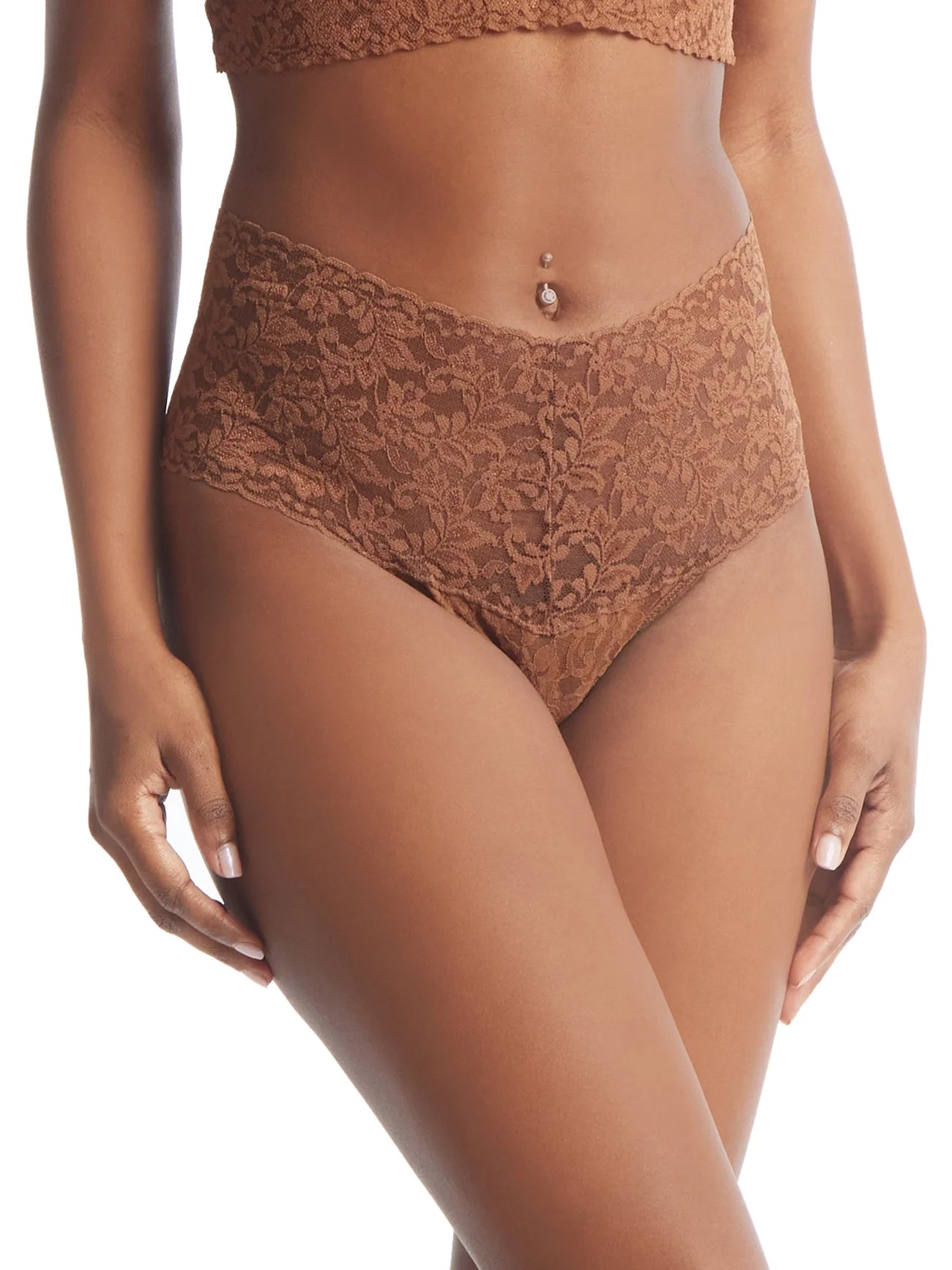 Retro Signature Lace Thong In Macchiato - Hanky Panky